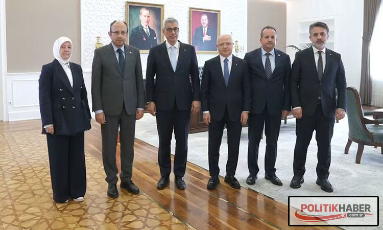 AK Parti Bursa heyetinden Bakan Memişoğlu’na ziyaret
