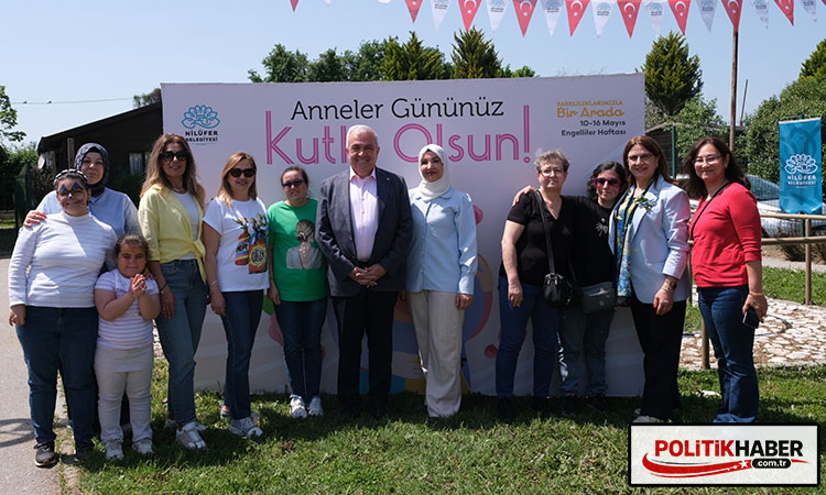 Başkan Özdemir, Anneler Günü etkinliğine katıldı!
