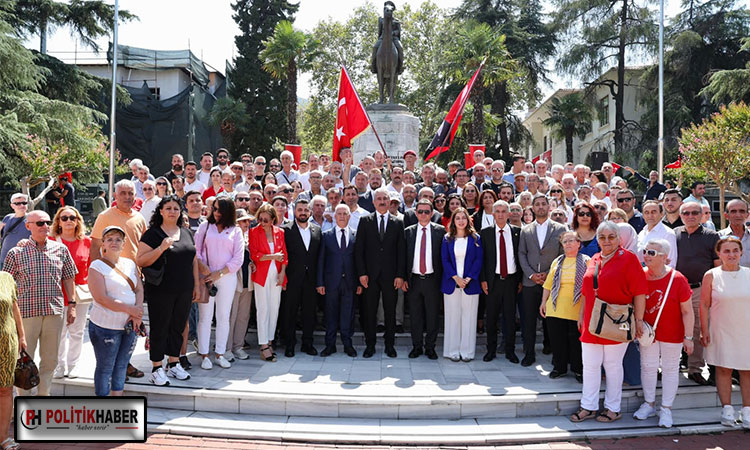 CHP Bursa’dan coşkulu 30 Ağustos kutlaması
