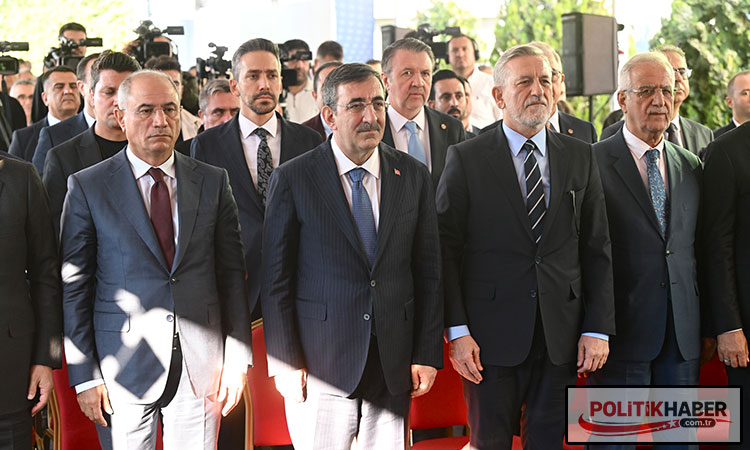 Efkan Ala’dan BTSO ve Burkay’ın vizyonuna övgü