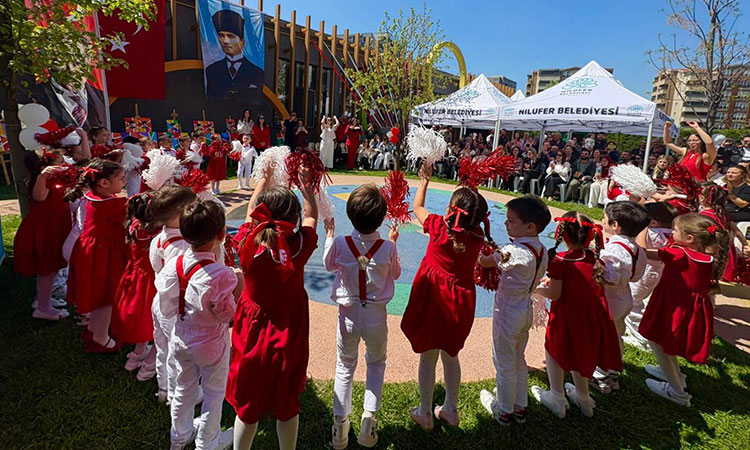 Nilüfer Belediyesi kreşlerinde 23 Nisan neşesi