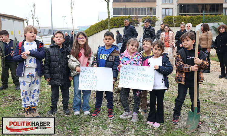 Nilüfer’de minikler doğa için fidan dikti