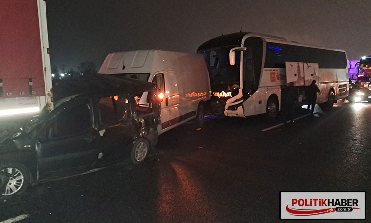 Otoyolda 16 araç birbirine girdi!