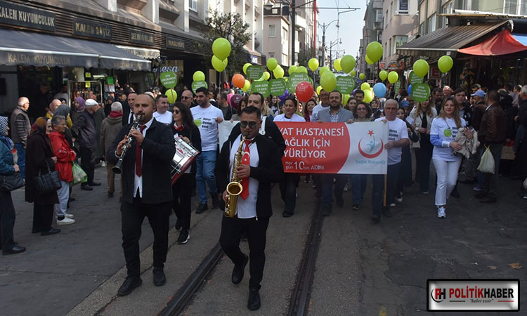 Sağlık çalışanlarından anlamlı yürüyüş!