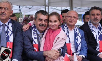 Bakan Tekin, Bursa’da Erzurumlularla buluştu!