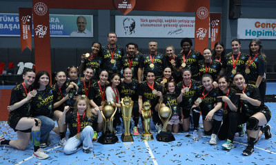 Belediyespor üçüncü kupasına da kavuştu