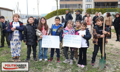 Nilüfer’de minikler doğa için fidan dikti