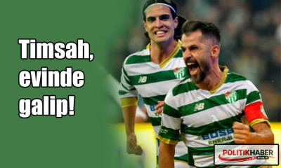 Timsah, evinde galip!