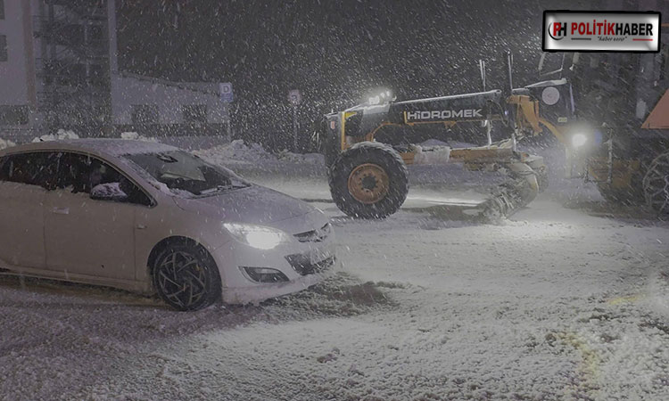 Uludağ’da yoğun kar yağışı devam ediyor!